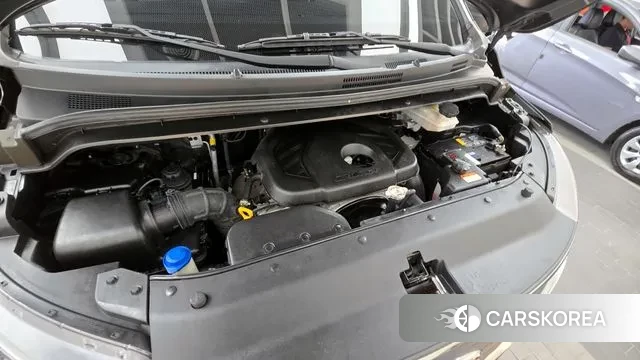 Hyundai The New Grand Starex id 3054582 из Кореи 16