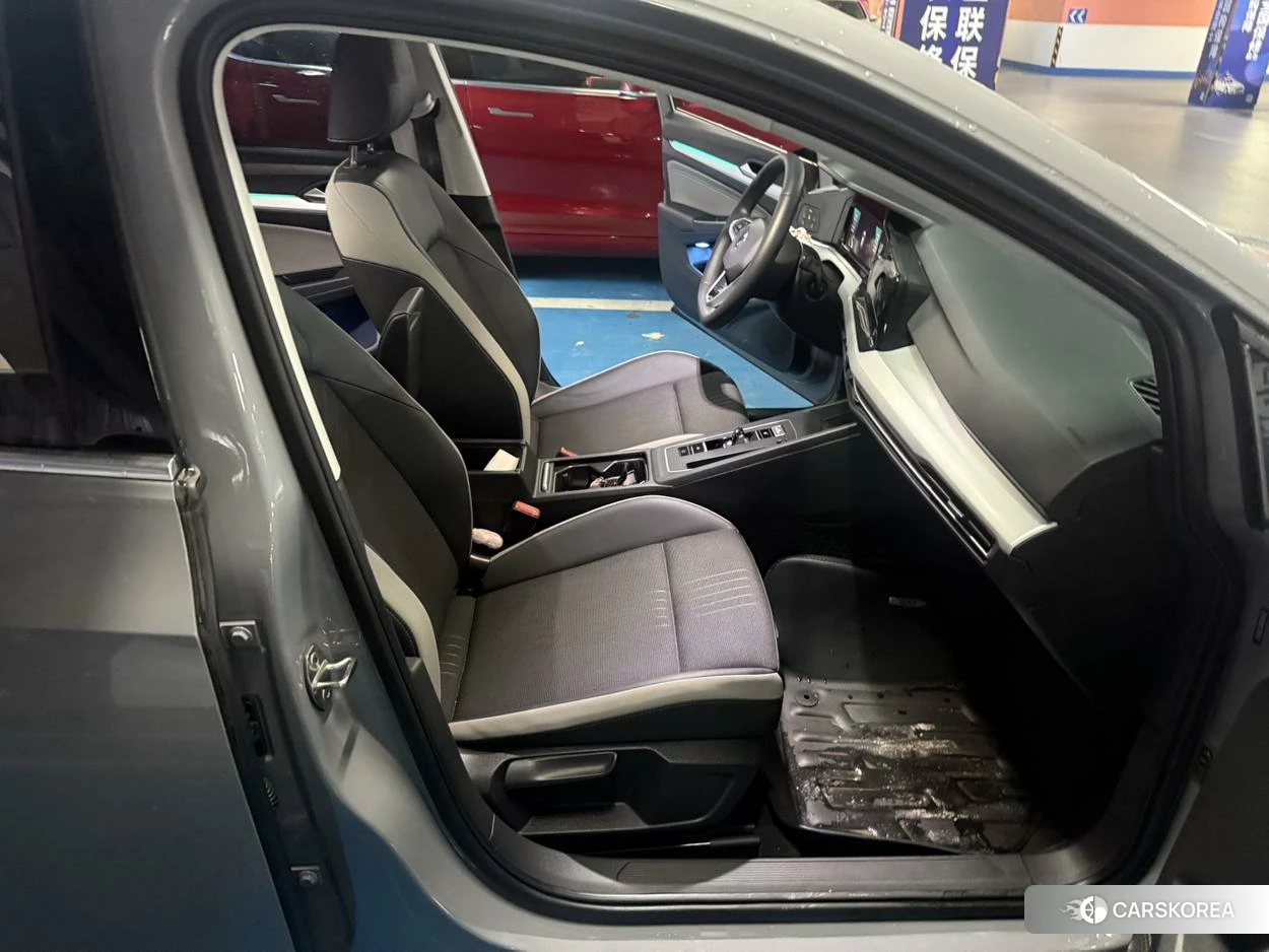 Volkswagen Golf id 4492956 из Китая 14