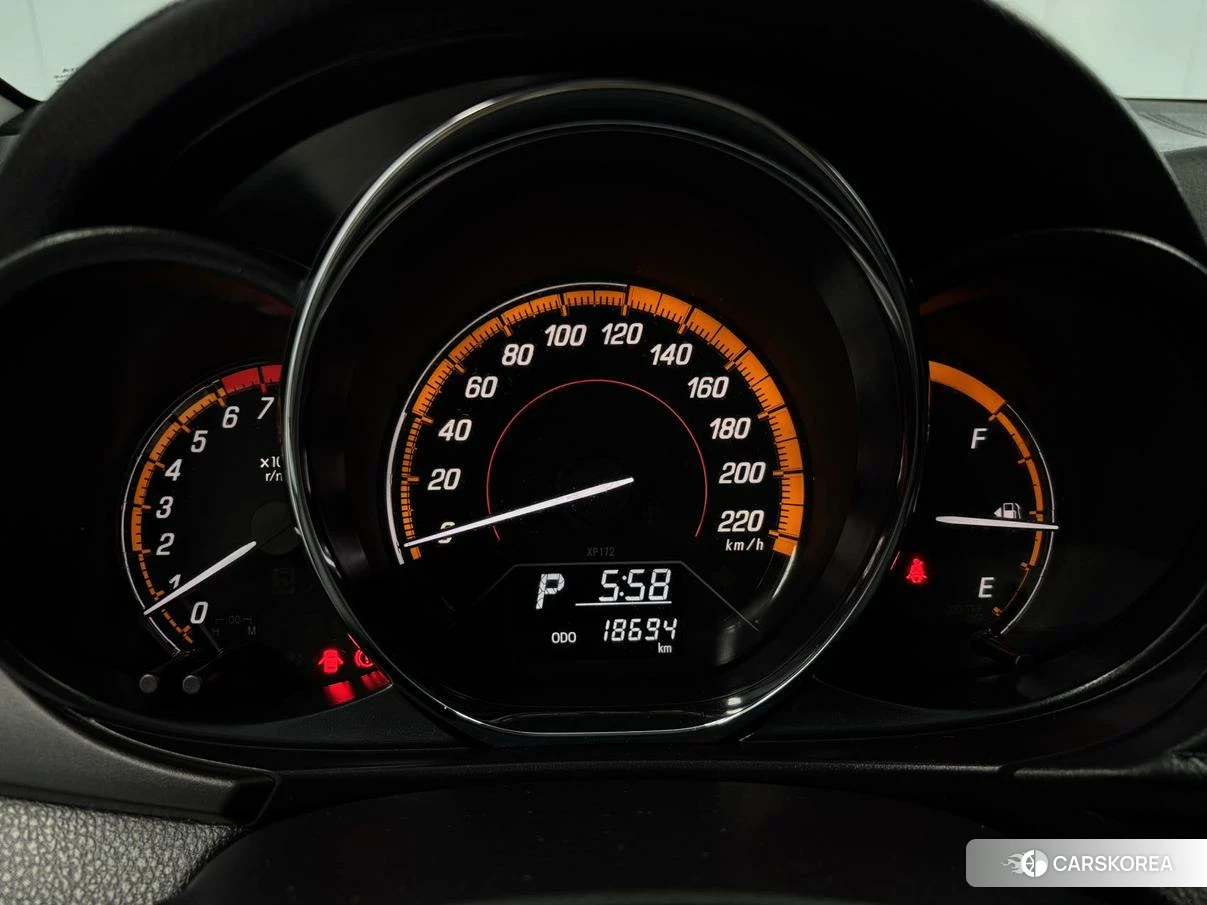 Toyota Yaris L id 4479452 из Китая 9