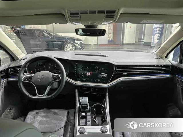 Volkswagen Touareg id 4301638 из Китая 21