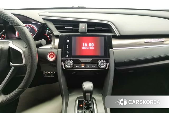 Honda Civic id 4208626 из Китая 13