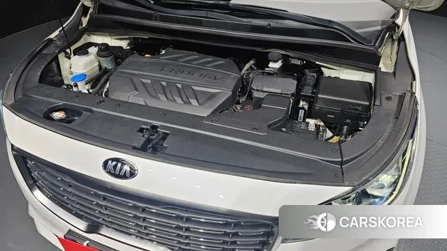 Kia The New Carnival id 2966343 из Кореи 16