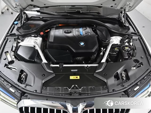 BMW 5 Series (G30) id 3012632 из Кореи 16