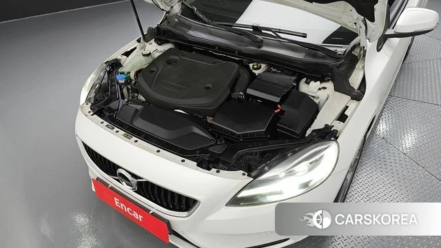 Volvo V40 id 4020645 из Кореи 16