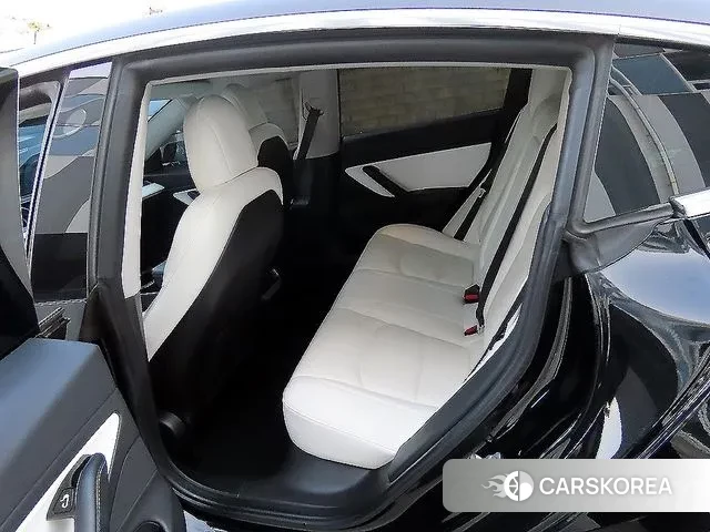 Tesla Model 3 id 3422482 из Кореи 16