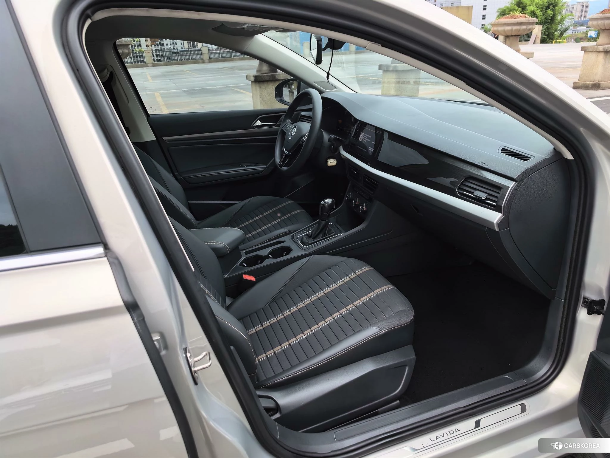Volkswagen Lavida id 4512481 из Китая 9