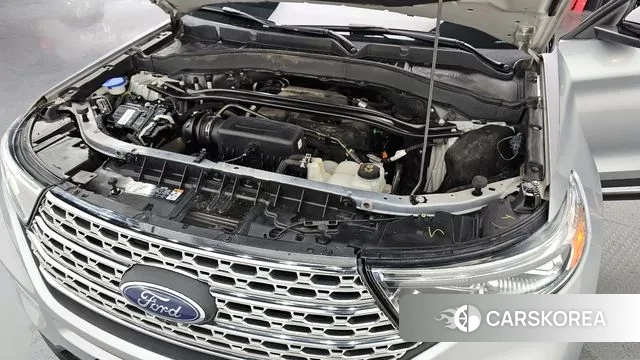 Ford Explorer 6th Generation id 3448811 из Кореи 16