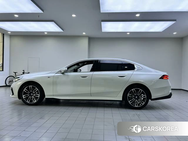 BMW 5 series id 4290852 из Китая 8