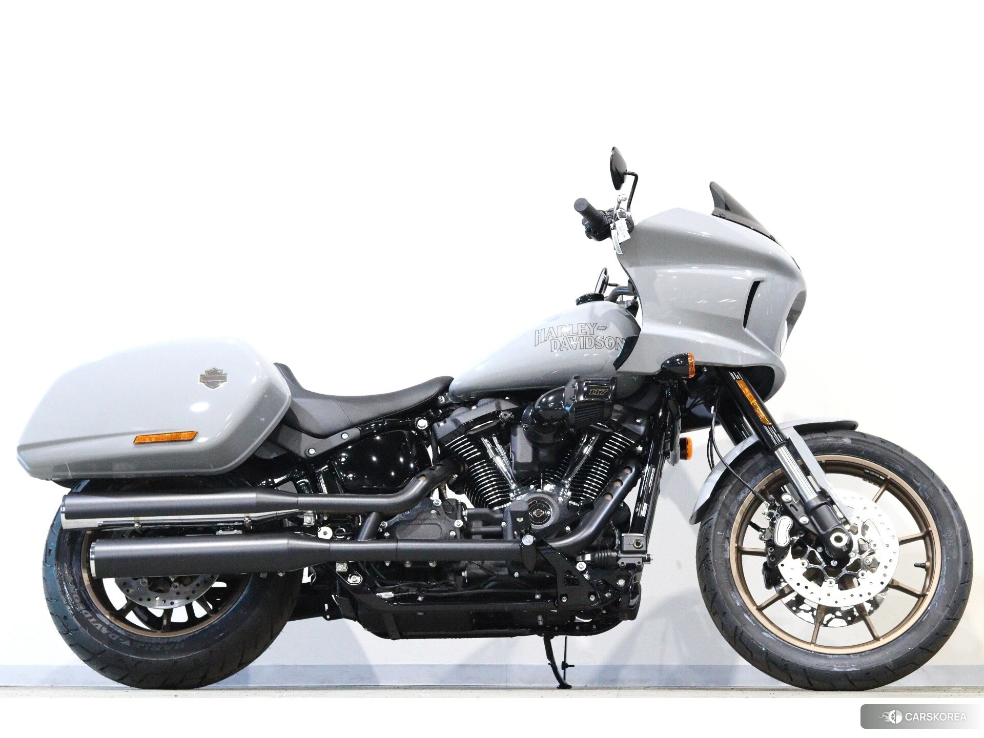 Harley-Davidson Softail Low Rider ST FXLRST1920 id 4374378 из Японии 6