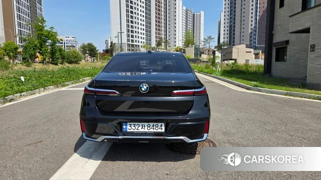 BMW 7 Series (G70) id 4335416 из Кореи 16