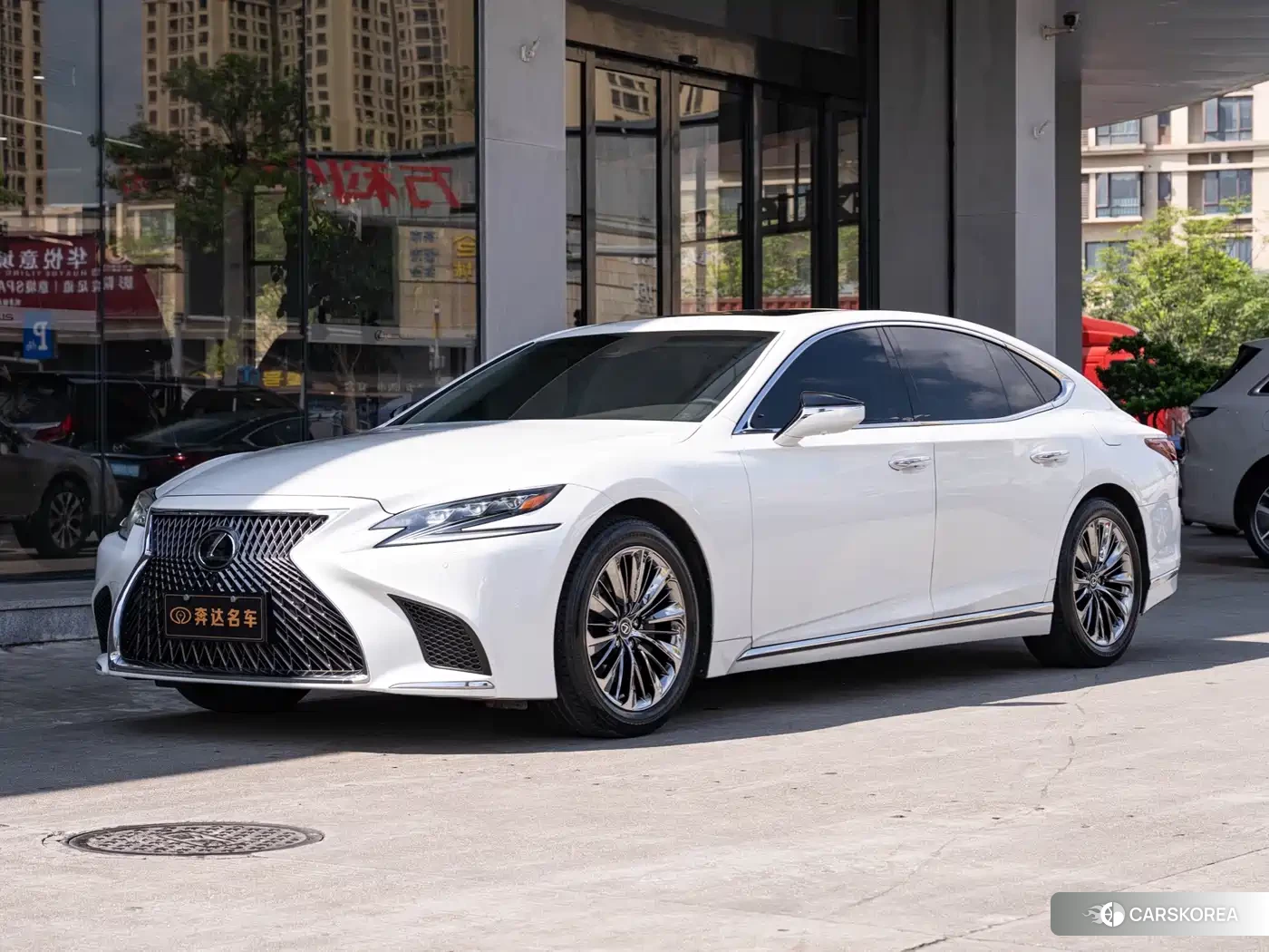 Lexus LS id 4539304 из Китая 18