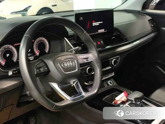 Audi Q5L 2022 Черный из Китая, фото 6