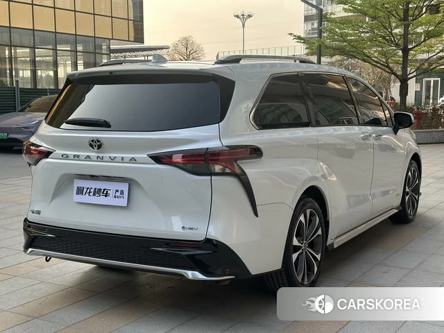 Toyota Grevia id 4301594 из Китая 23