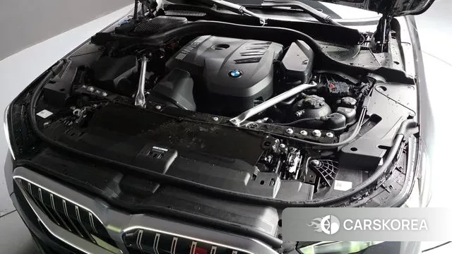 BMW 5 Series (G60) id 3371676 из Кореи 16