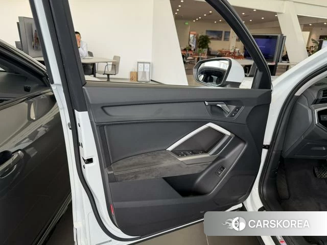 Audi Q3 id 4278566 из Китая 14