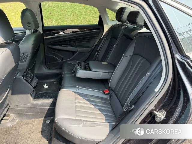 Volkswagen Passat id 4321378 из Китая 10