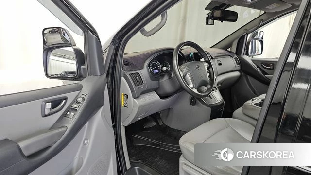 Hyundai The New Grand Starex id 4446039 из Кореи 16