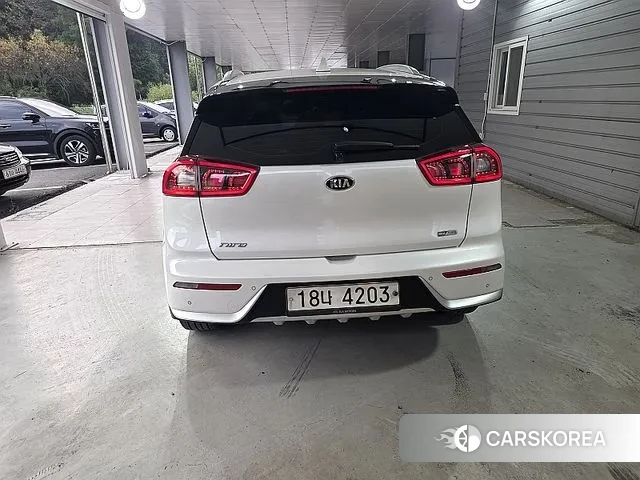 Kia Niro id 3220858 из Кореи 15
