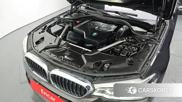 BMW 5 Series (G30) id 3661257 из Кореи 16