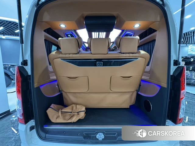 Toyota Hiace id 4239637 из Китая 10