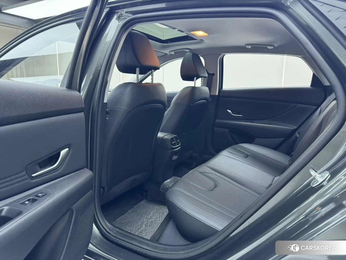 Hyundai Elantra id 4406036 из Китая 21