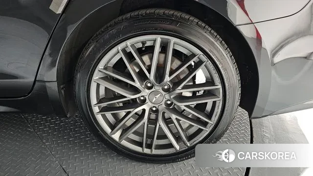 Genesis G70 id 3369044 из Кореи 16