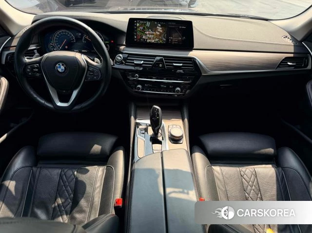 BMW 5 Series (G30) id 3880063 из Кореи 15