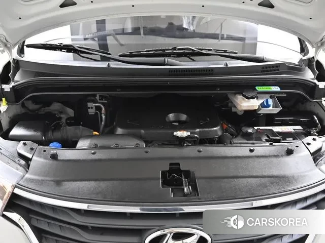 Hyundai The New Grand Starex id 3396624 из Кореи 16