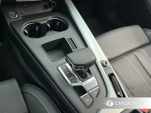 Audi A4L id 4275631 из Китая 15