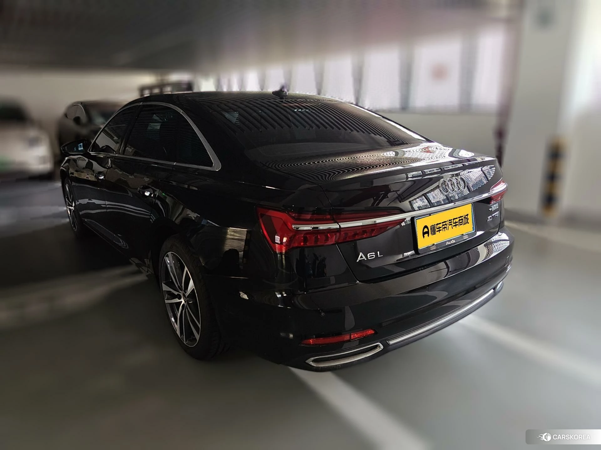 Audi A6L id 4453169 из Китая 17