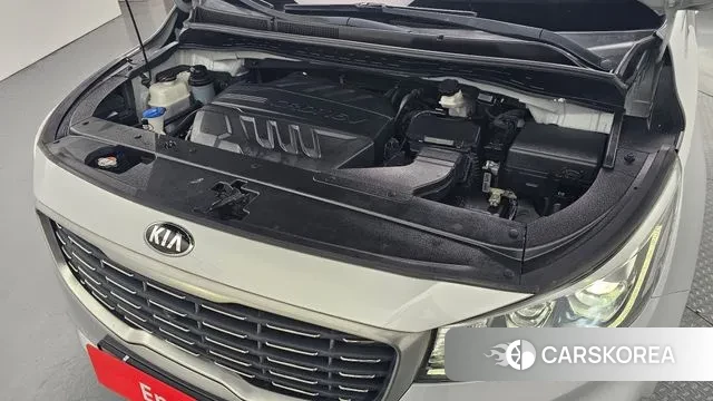 Kia The New Carnival id 3000354 из Кореи 16