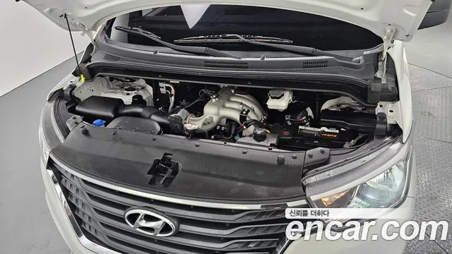 Hyundai The New Grand Starex id 2698672 из Кореи 16