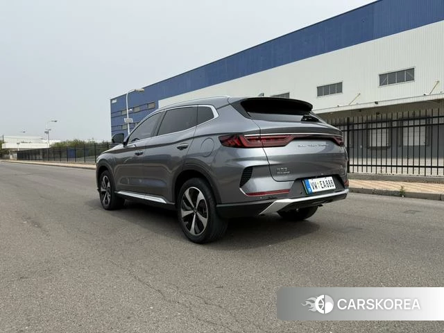 BYD Song PLUS DM 2023 Темно-серый из Китая, фото 6