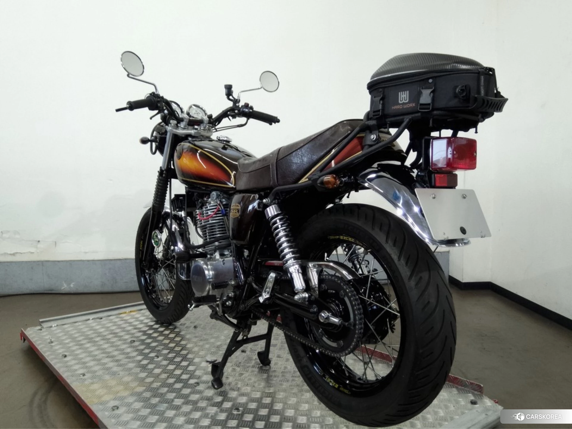 Yamaha SR 400 id 4373627 из Японии 6
