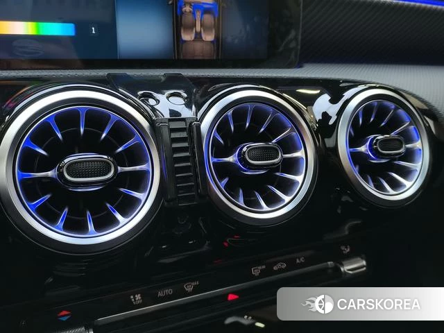 Mercedes-Benz Class A id 4227911 из Китая 21