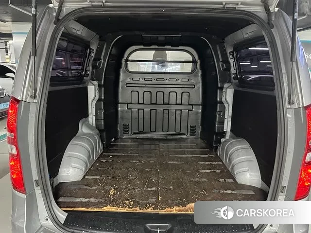 Hyundai The New Grand Starex id 3357240 из Кореи 16