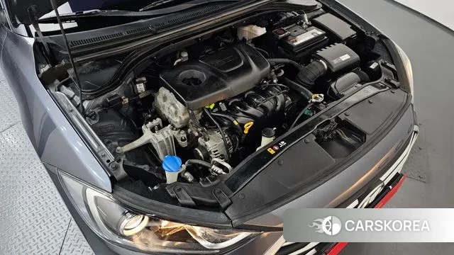 Hyundai Avante AD id 3494658 из Кореи 16