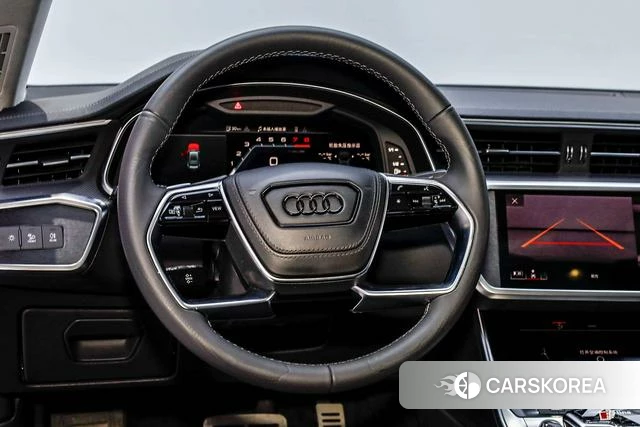 Audi A7L id 4256961 из Китая 31