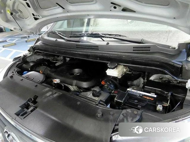 Hyundai The New Grand Starex id 4536419 из Кореи 16