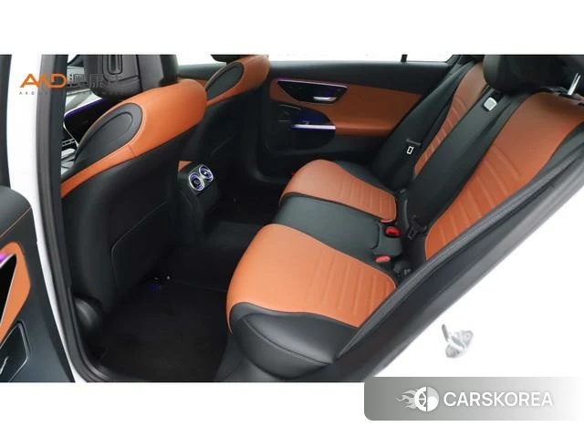 Mercedes-Benz Class C 2022 Белый из Китая, фото 6