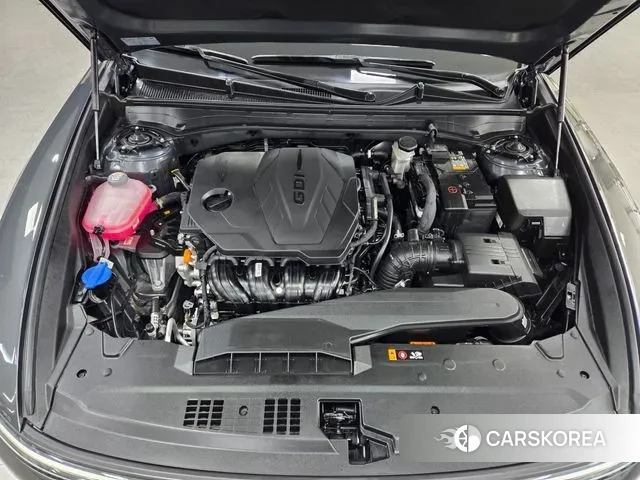 Hyundai Grandeur (GN7) id 3517638 из Кореи 16