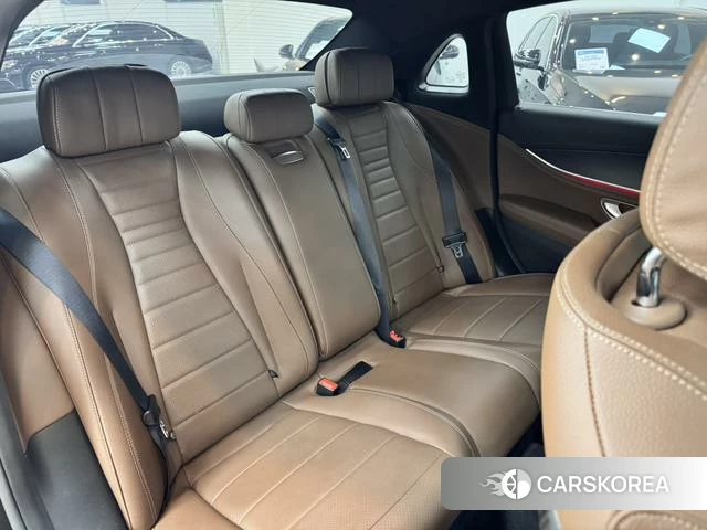 Mercedes-Benz E-class id 4259426 из Китая 20