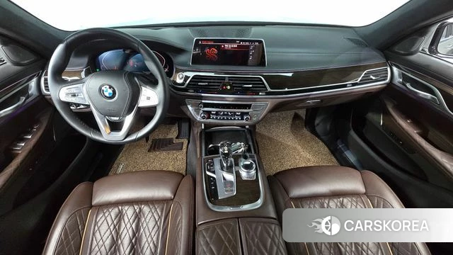 BMW 7 Series (G11) id 4490051 из Кореи 30