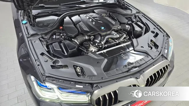 BMW 5 Series (G30) id 3519491 из Кореи 16