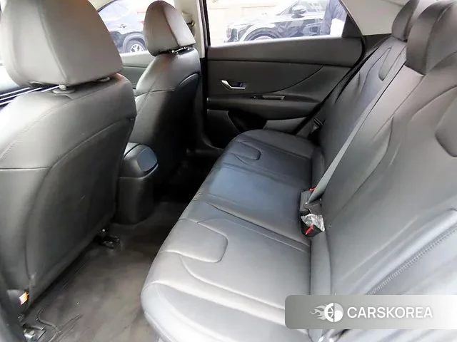 Hyundai Avante (CN7) id 3488427 из Кореи 12