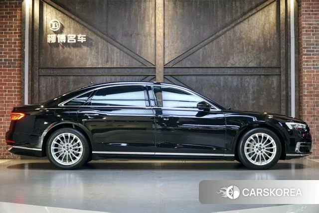 Audi A8 id 4272100 из Китая 19