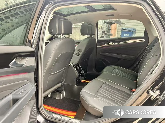 Volkswagen Passat 2023 Черный из Китая, фото 6