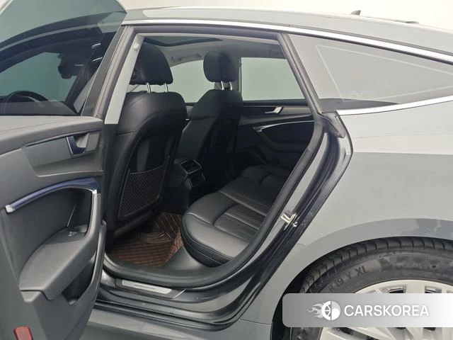 Audi A7 id 4209518 из Китая 16