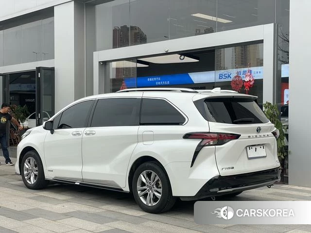 Toyota Saina id 4299949 из Китая 15