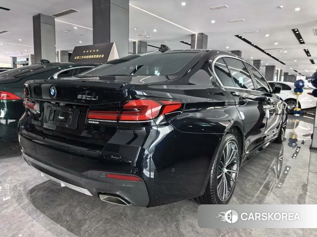 BMW 5 series 2021 Черный из Китая, фото 6